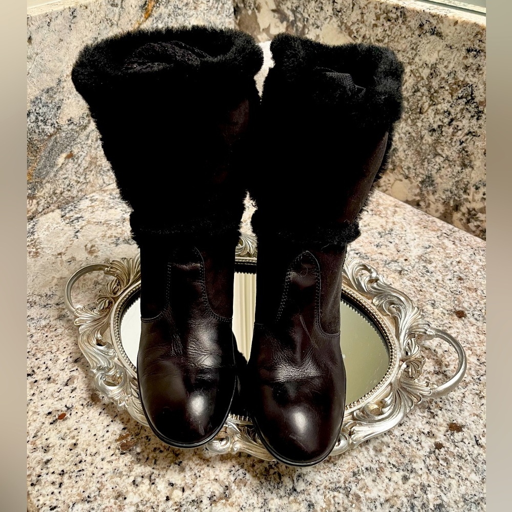 These booties are Hogan all real leather in really great condition.
